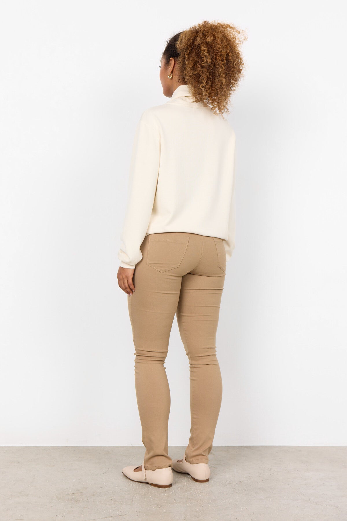 SC-BANU 186 Sweatshirt Creme