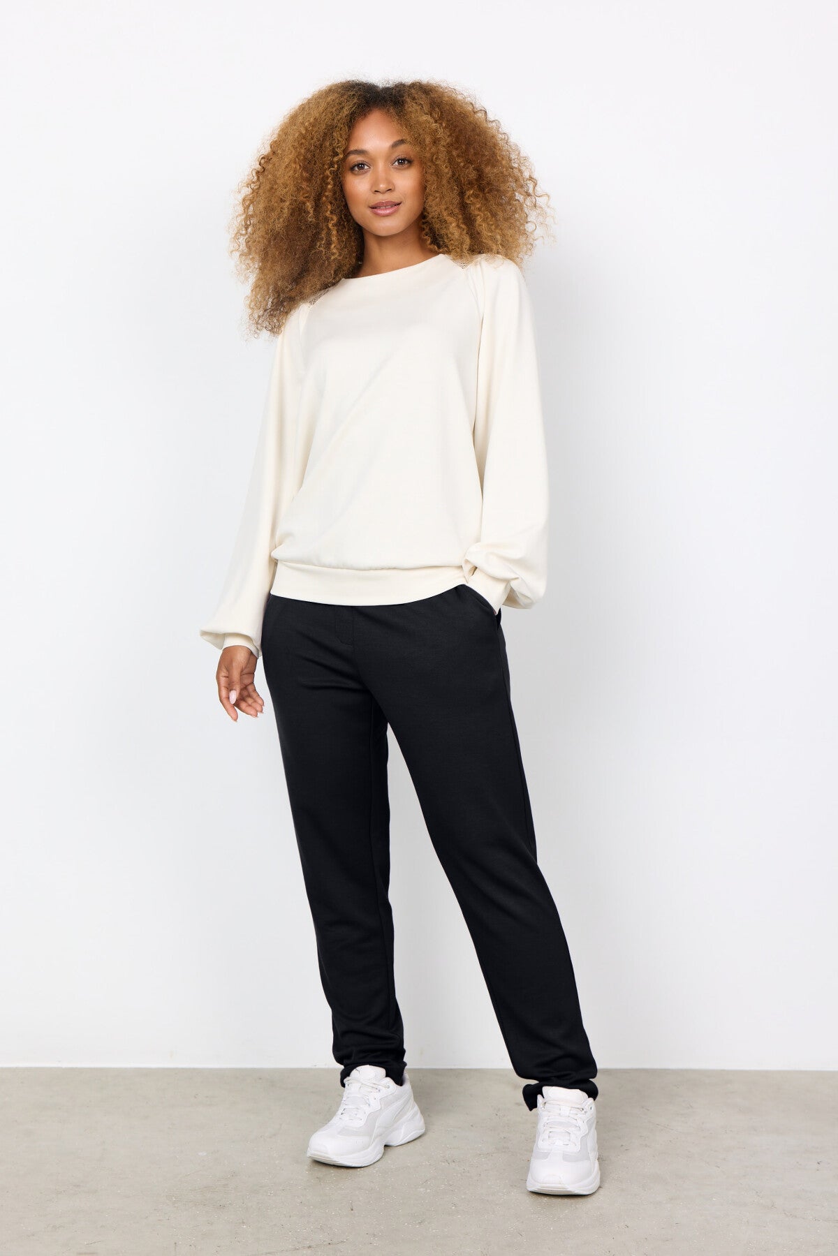 SC-BANU 159 Sweatshirt Creme