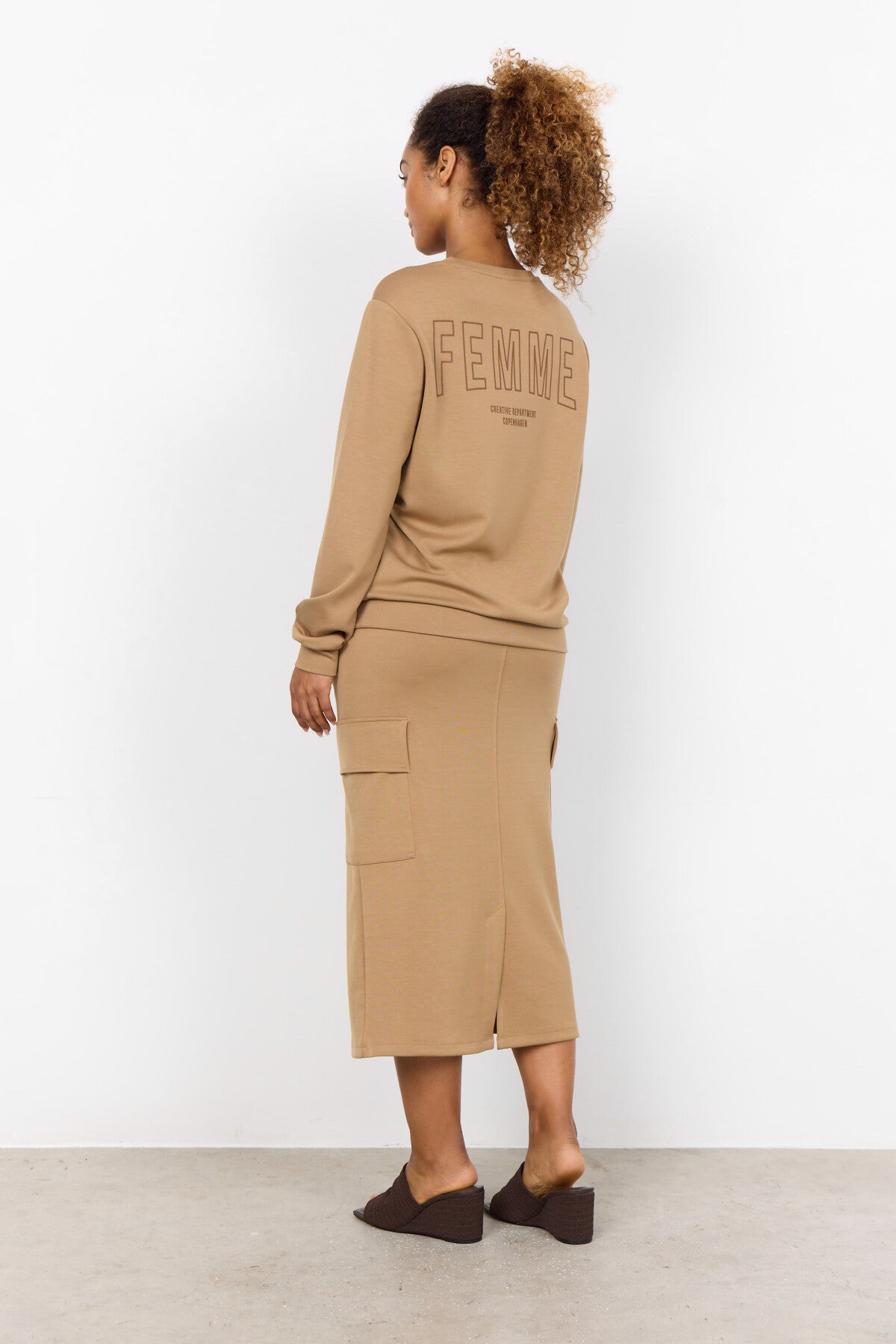 SC-BANU 185 Sweatshirt Camel