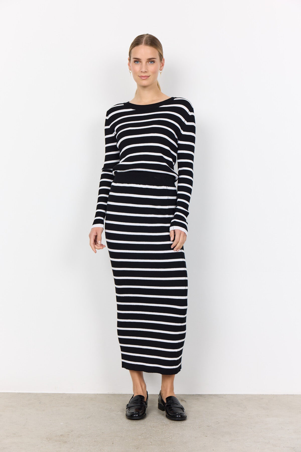 SC-DOLLIE STRIPE 778 Nederdel Sort