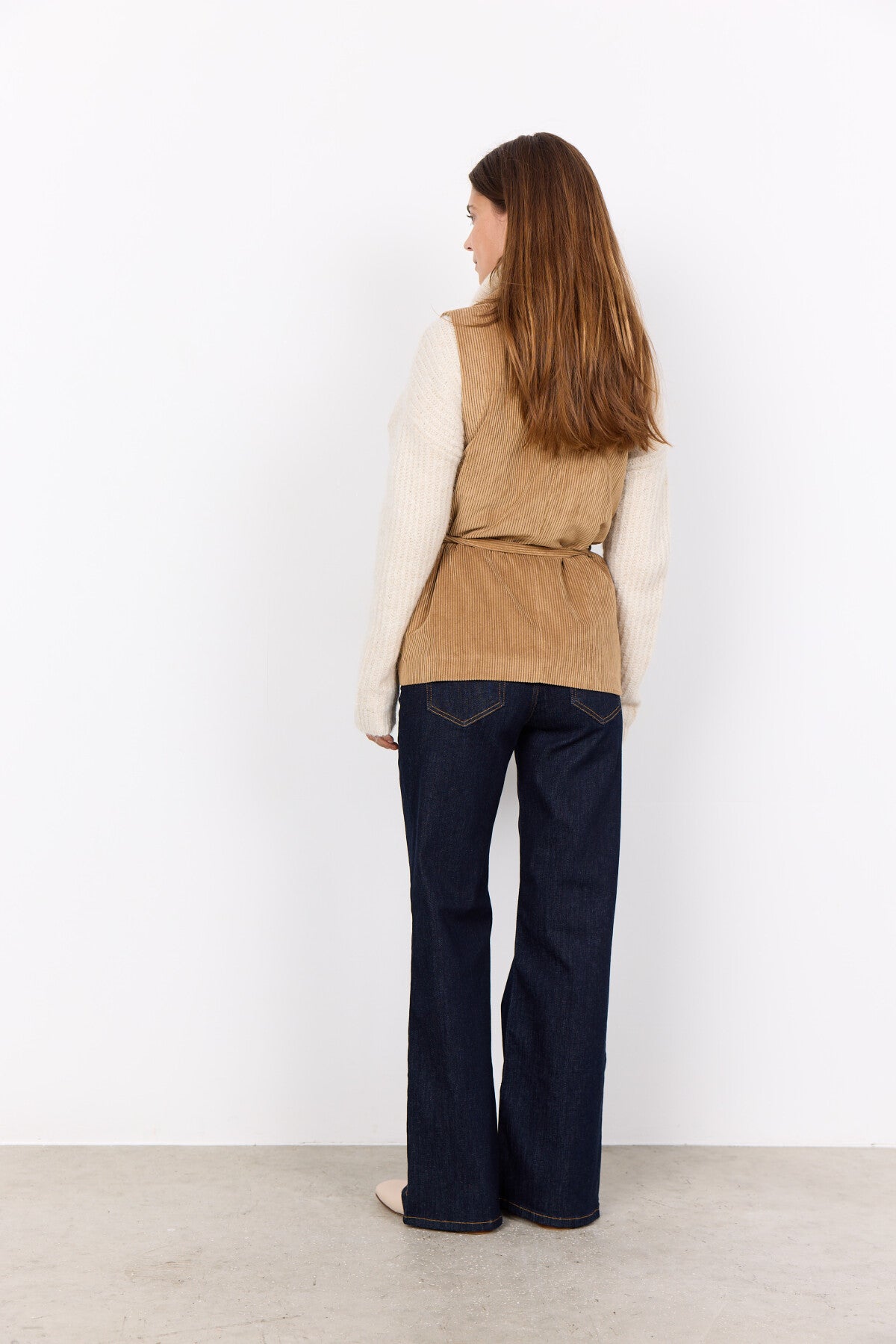 SC-BINDI 15 Vest Camel